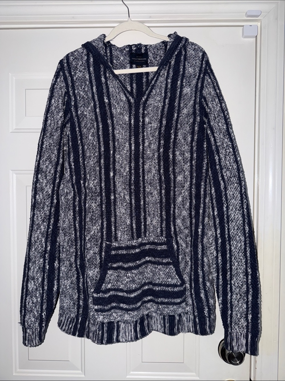 Lucky Brand Navy and White Striped V-Neck Hoodie Sweater. Size XL‎